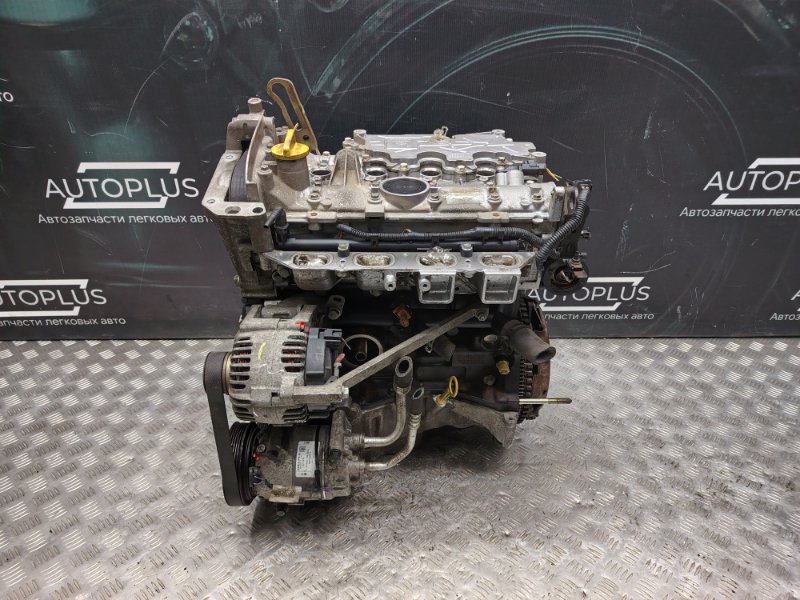 Двигатель K4M812 Renault