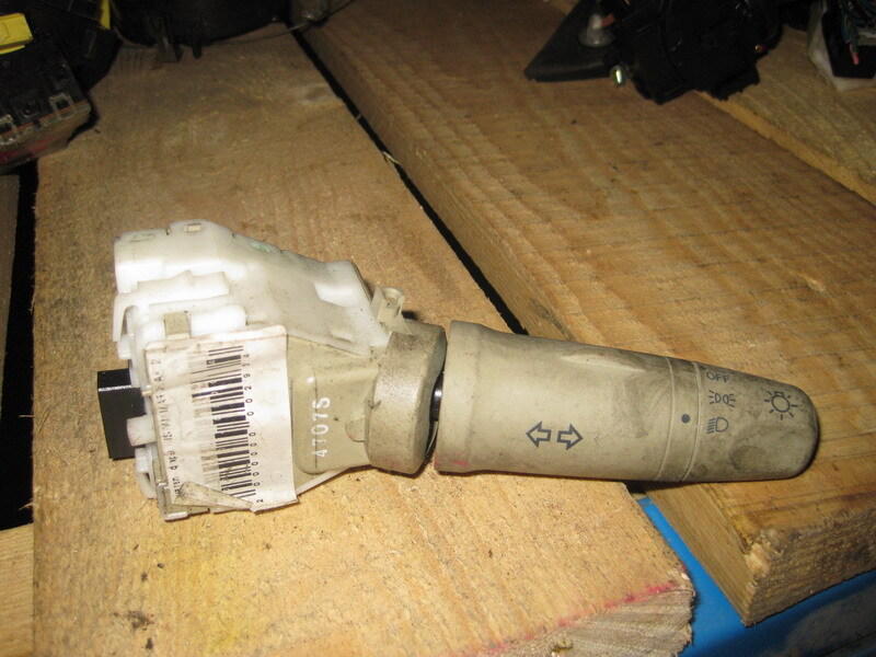 Переключатель света фар NISSAN MARCH AK12 CR12DE 25540CT00B контрактная