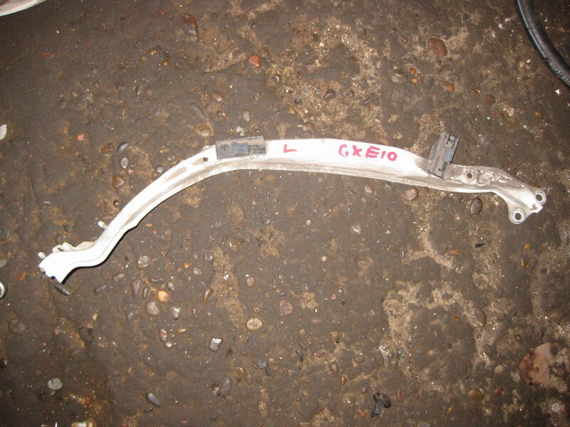 Планка под фару левая TOYOTA ALTEZZA SXE10 1G-FE 5213453010 контрактная