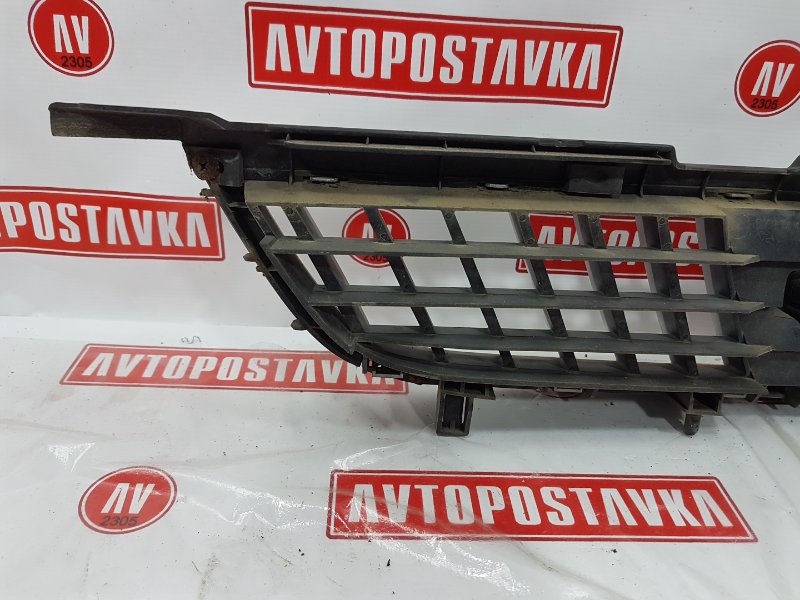 Решетка радиатора передняя SUNNY FB15 QG15DE