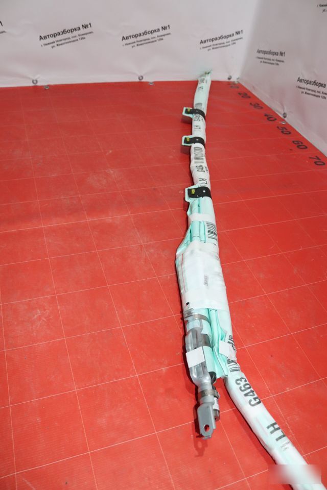 Шторка безопасности левая G W463