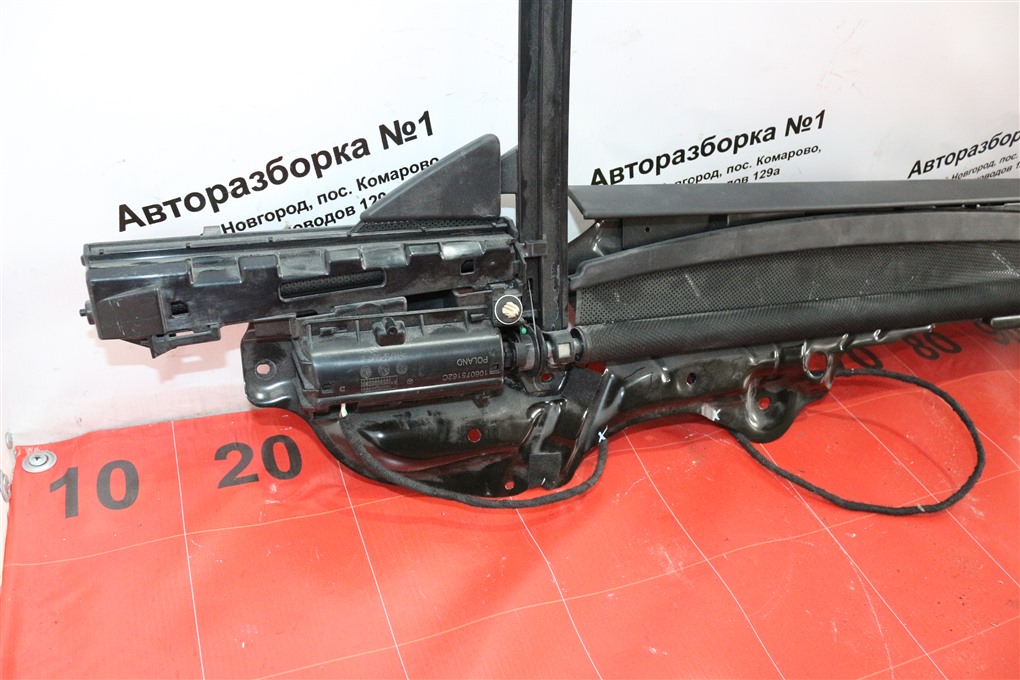 Шторка солнцезащитная задняя левая S 2022 W223
