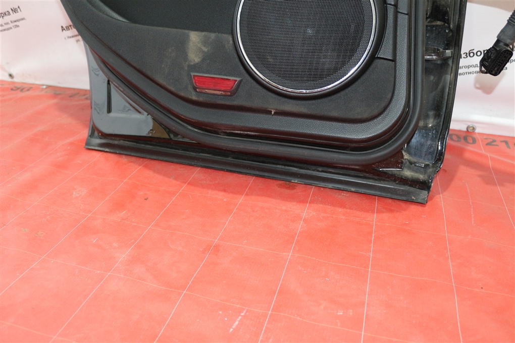 Дверь задняя левая C-class 2009 w204 271.950 m271