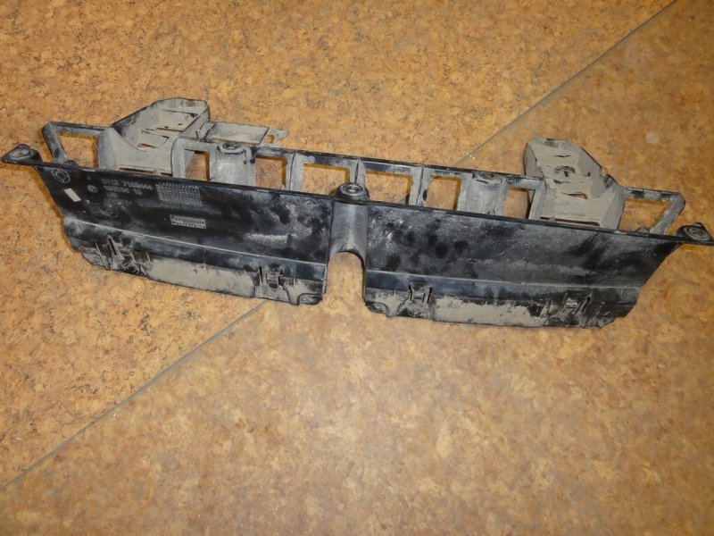 Кронштейн бампера заднего центральный BMW X5 2007 E70 N62B48B 51127158444 Б/У