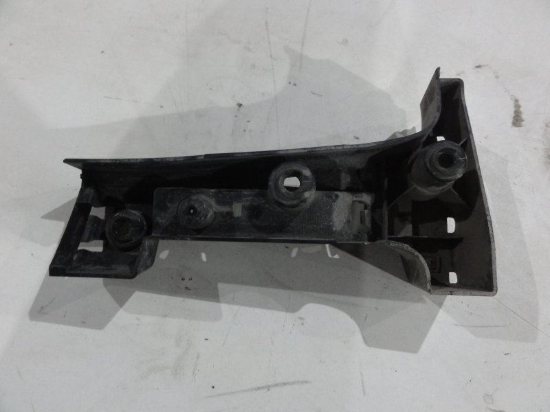 Кронштейн бампера заднего правый BMW X5 E70 N57D30B