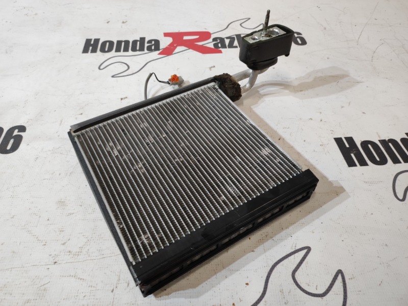 Испаритель кондиционера Honda CR-V 2007 3 RE5 R20A2 80211-SWA-003 контрактная