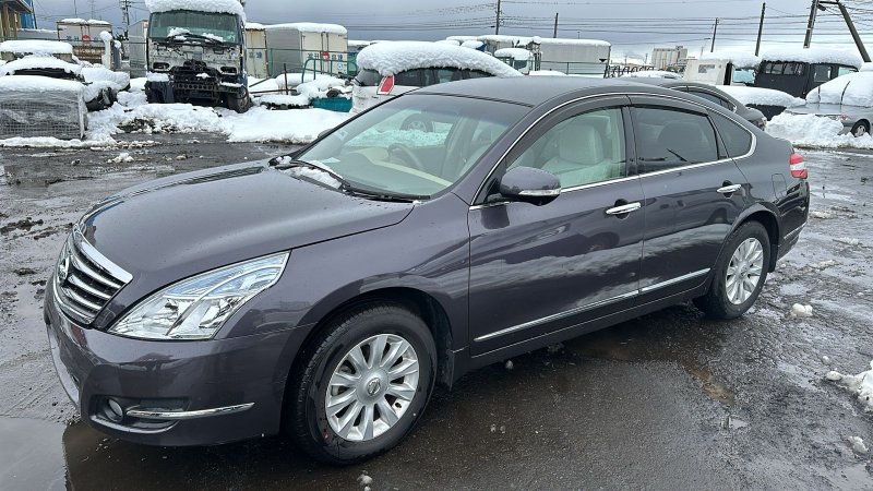 Nissan teana 2010 — машина-донор