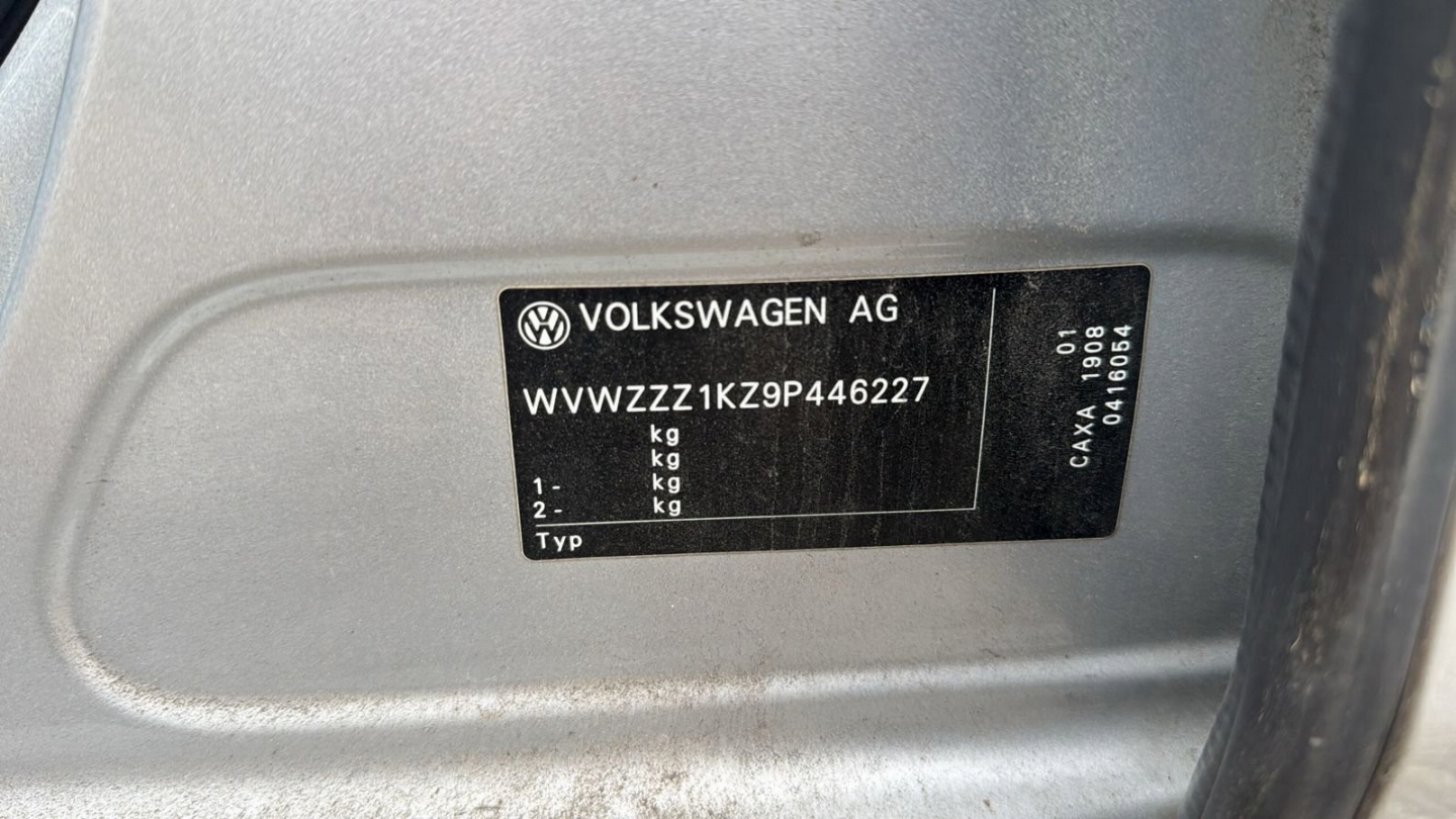 Volkswagen Golf 2011 — машина-донор