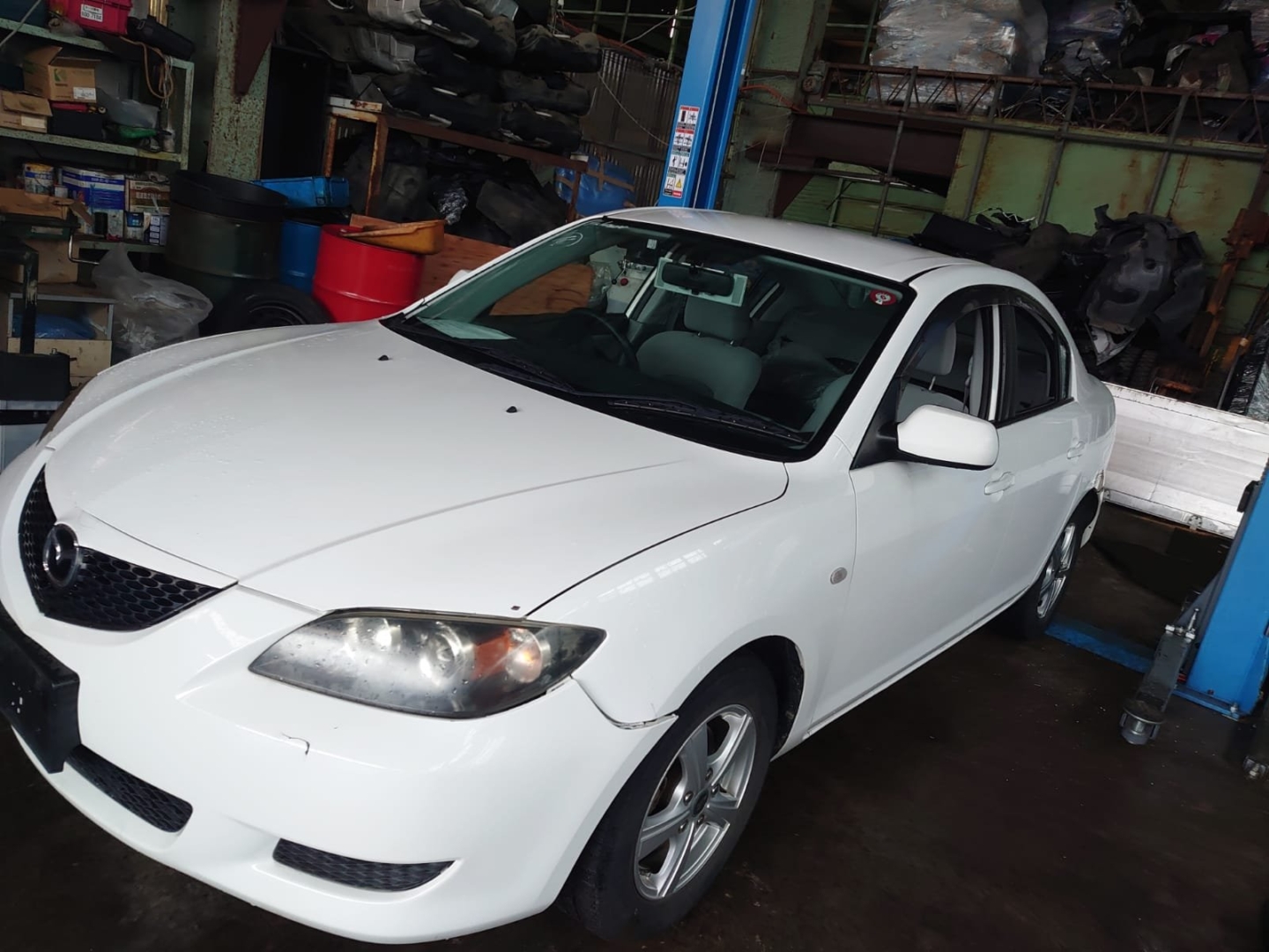 Mazda 3 2006 — машина-донор