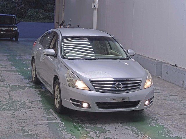 nissan teana 2013 — машина-донор