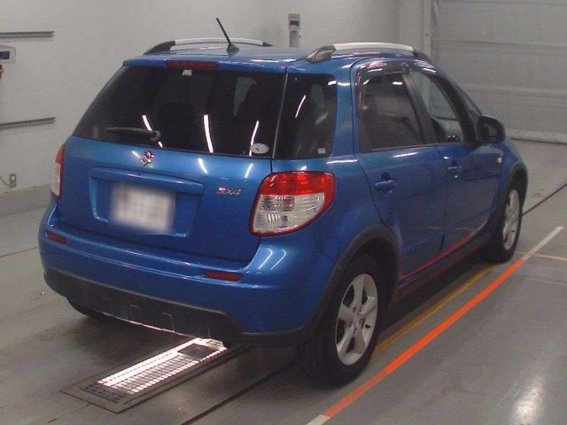 Suzuki Sx4 — фото 2