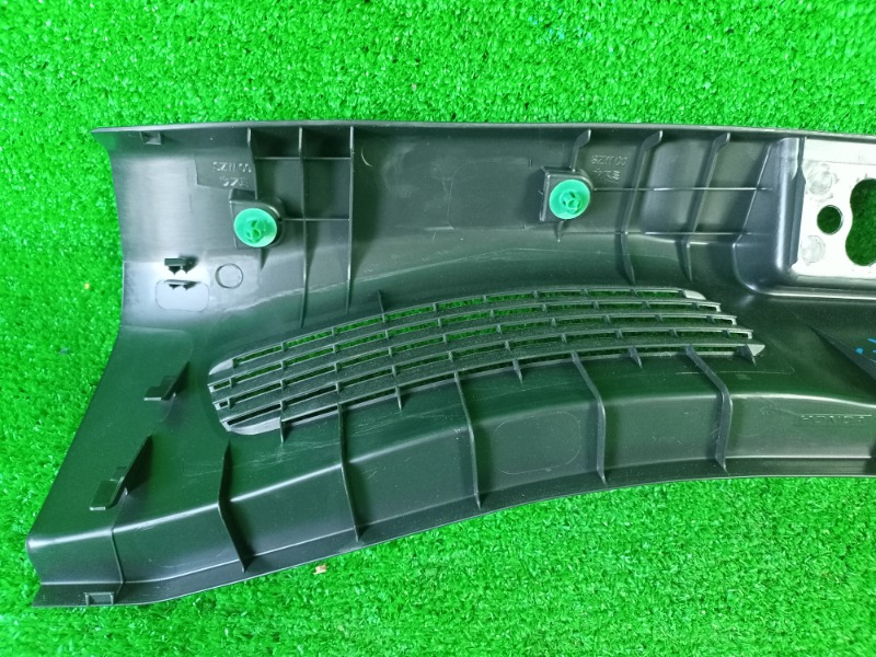 Накладка замка багажника FIT GK3 L13B