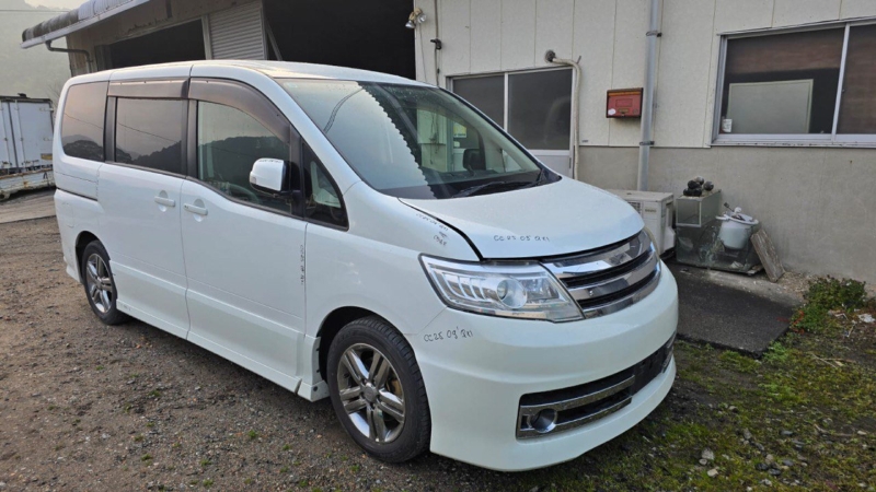 NISSAN SERENA 2009