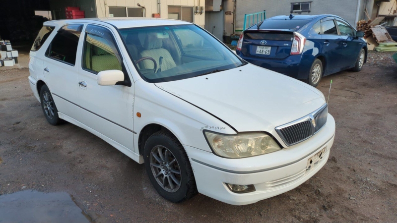 TOYOTA VISTA ARDEO 2001