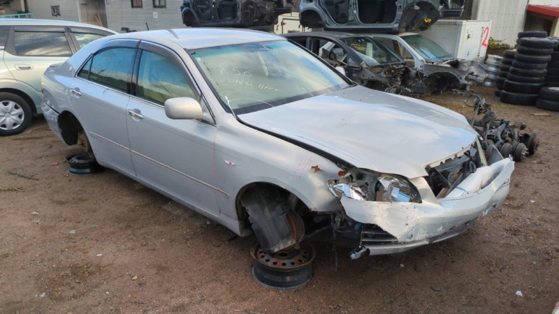 TOYOTA CROWN 2004
