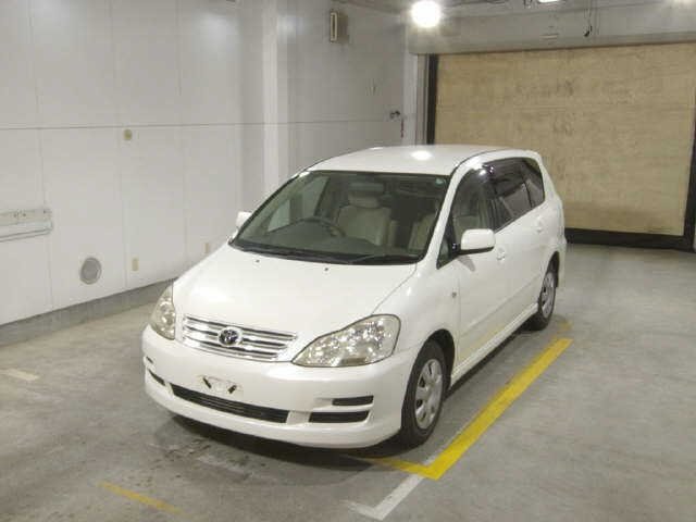 Toyota IPSUM 2004