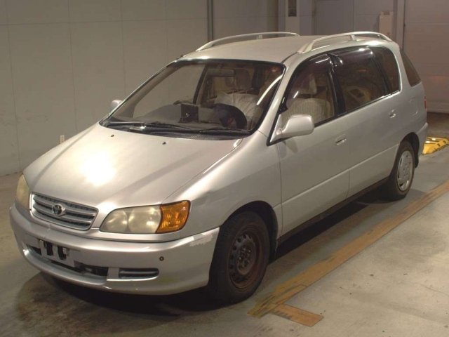 Toyota IPSUM 2000