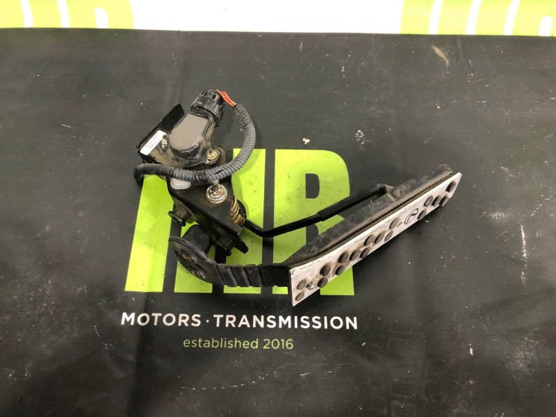 Педаль газа TOYOTA CELSIOR UCF31 3UZ-FE 78010-50020 контрактная
