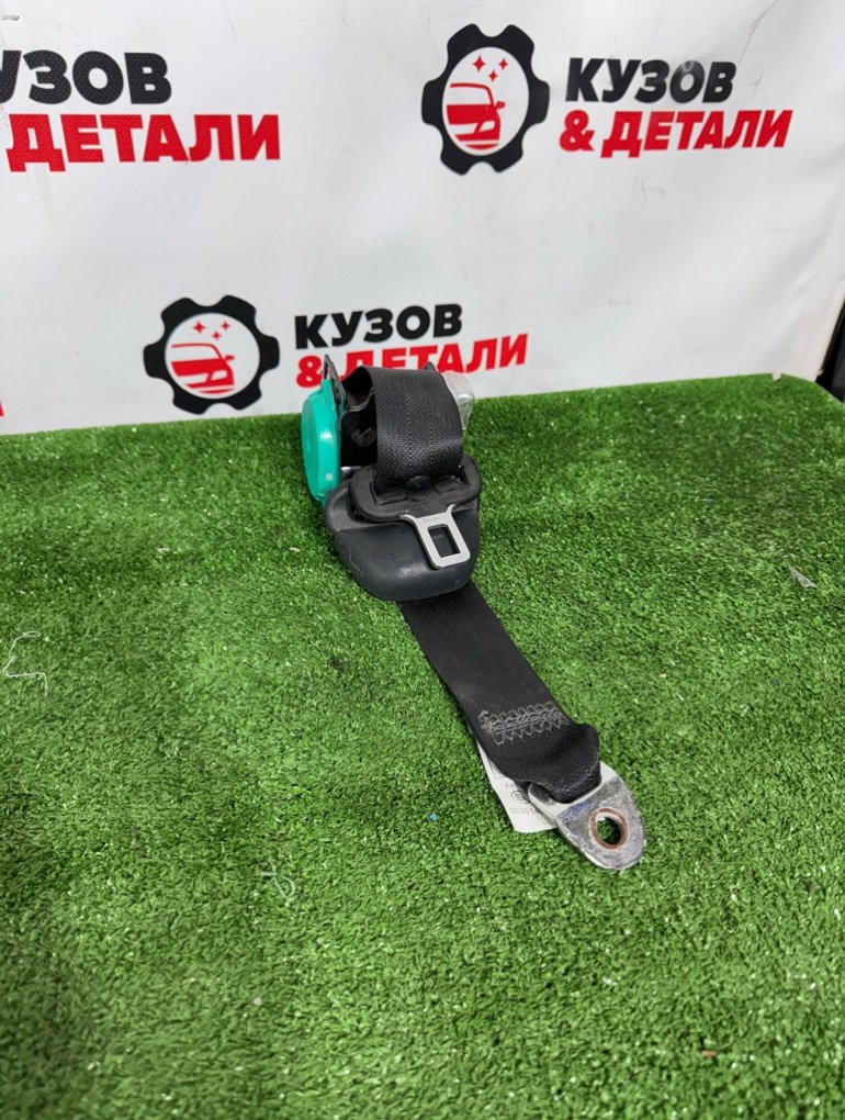 Ремень безопасности Toyota Land Cruiser 200 2009 задн. лев. (б/у) Toyota Land Cruiser 200