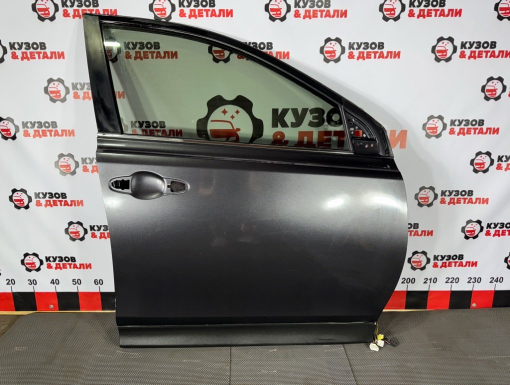 Дверь боковая Toyota RAV 4 40 2012 перед. прав. (б/у) Toyota RAV 4 40
