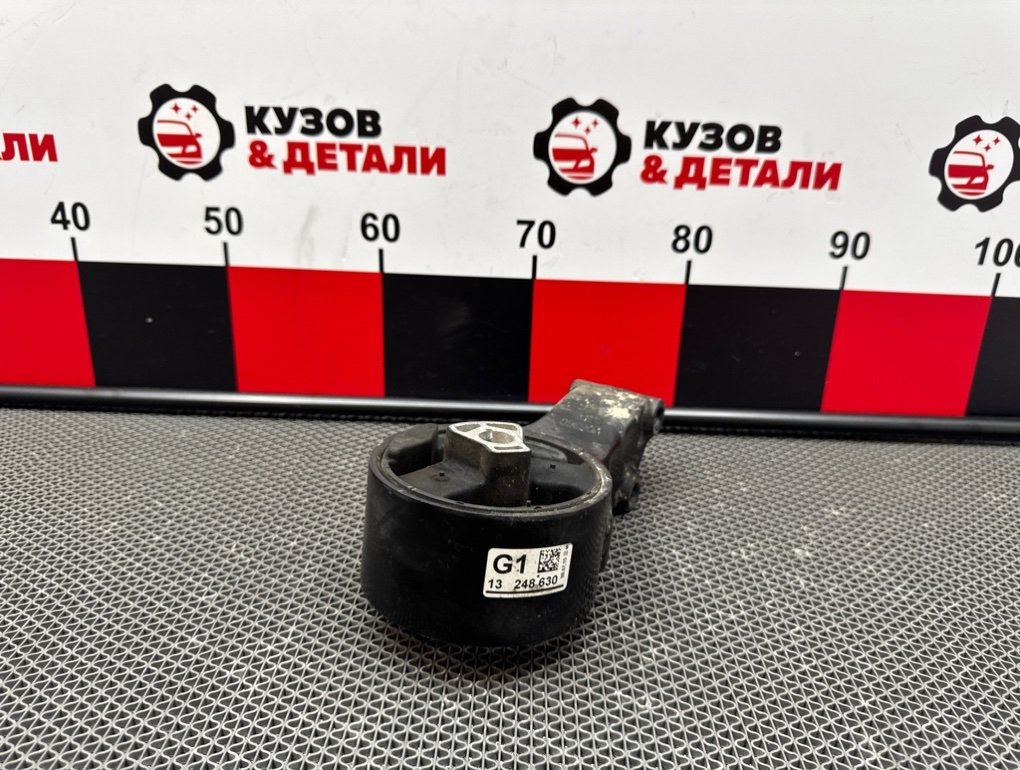 Подушка двигателя Opel Astra J задн. (б/у) Opel Astra J