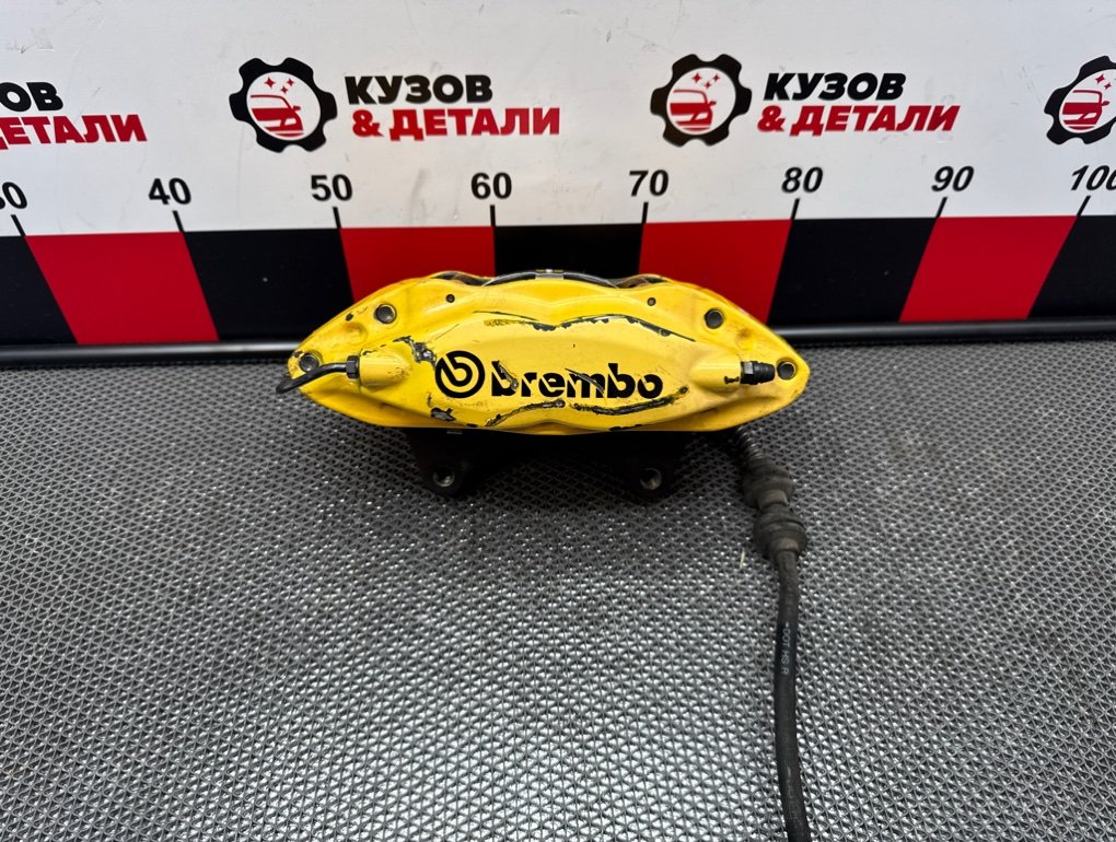Суппорт тормозной Opel Astra J BREMBO 2009 перед. (б/у) Opel Astra J