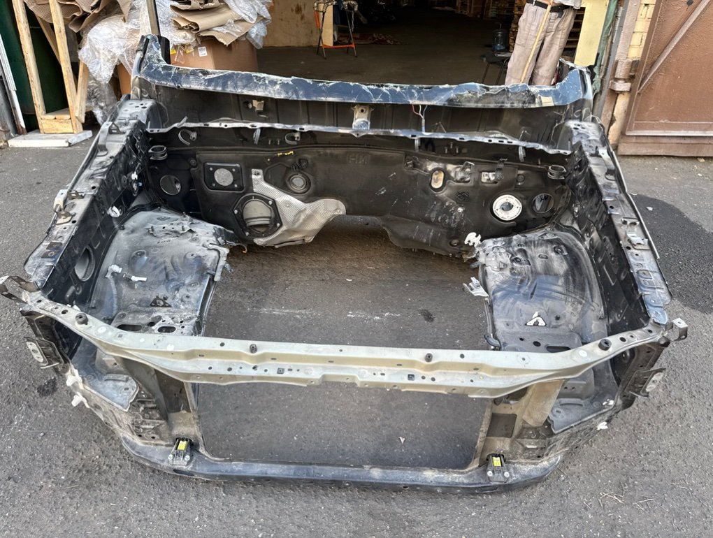 Кузов Toyota Land Cruiser Prado 150 2009 перед. (б/у) Toyota Land Cruiser Prado 150