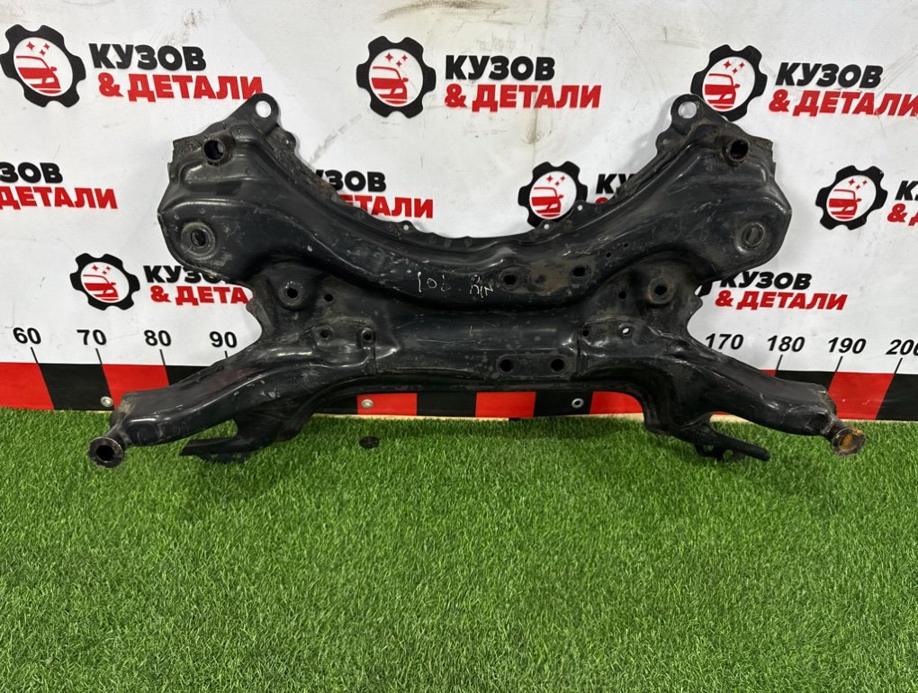 Подрамник Toyota RAV 4 2005 перед. (б/у) Toyota RAV 4