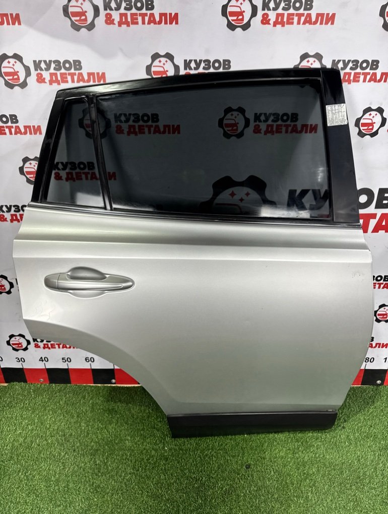 Дверь боковая Toyota RAV4 XA40 2012 задн. прав. (б/у) Toyota RAV4 XA40