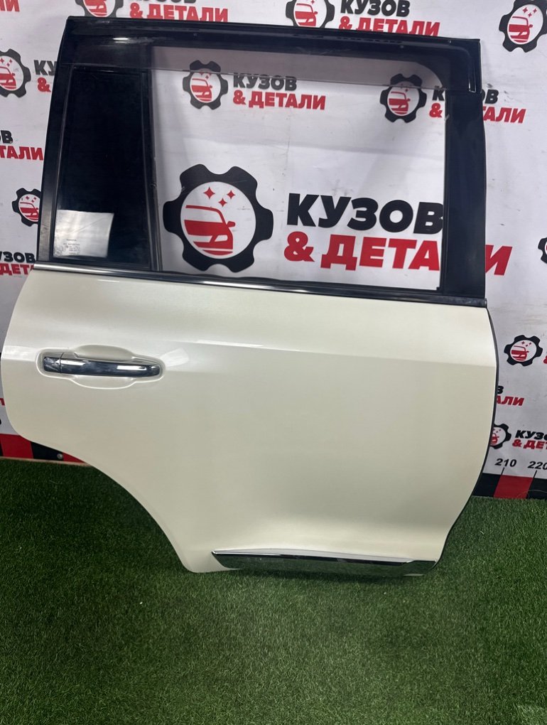 Дверь боковая Toyota Land Cruiser J200 2015 задн. прав. (б/у) Toyota Land Cruiser J200