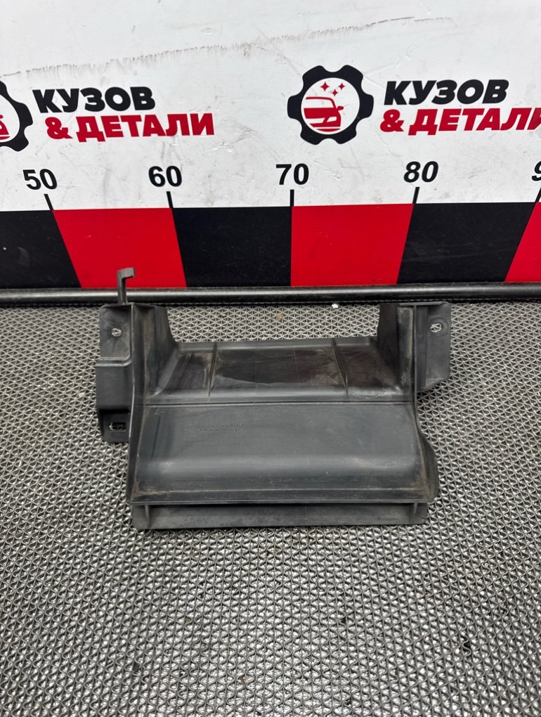 Рамка радиатора Mitsubishi Outlander 3 перед. (б/у) Mitsubishi Outlander 3