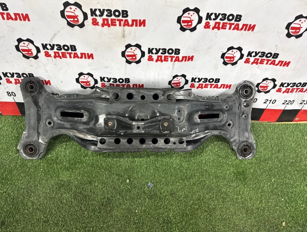 Подрамник Toyota Camry V30 40 50 2001 задн. (б/у) Toyota Camry V30 40 50