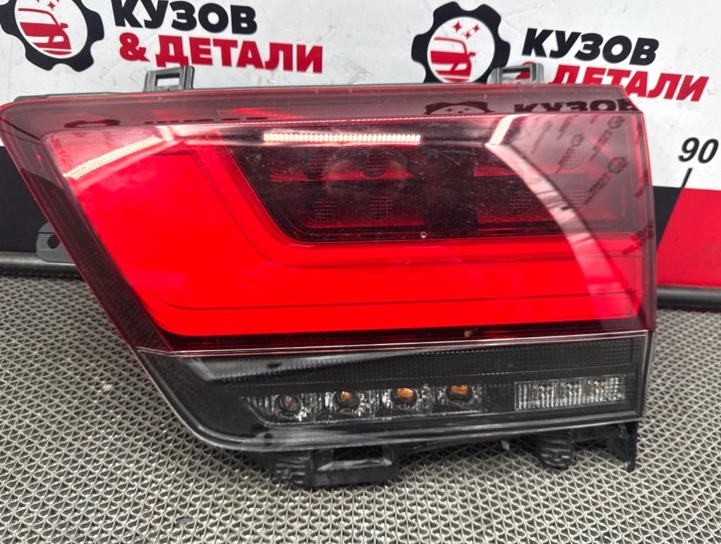 Фонарь крышки багажника Toyota Land Cruiser J300 2021 задн. прав. (б/у) Toyota Land Cruiser J300