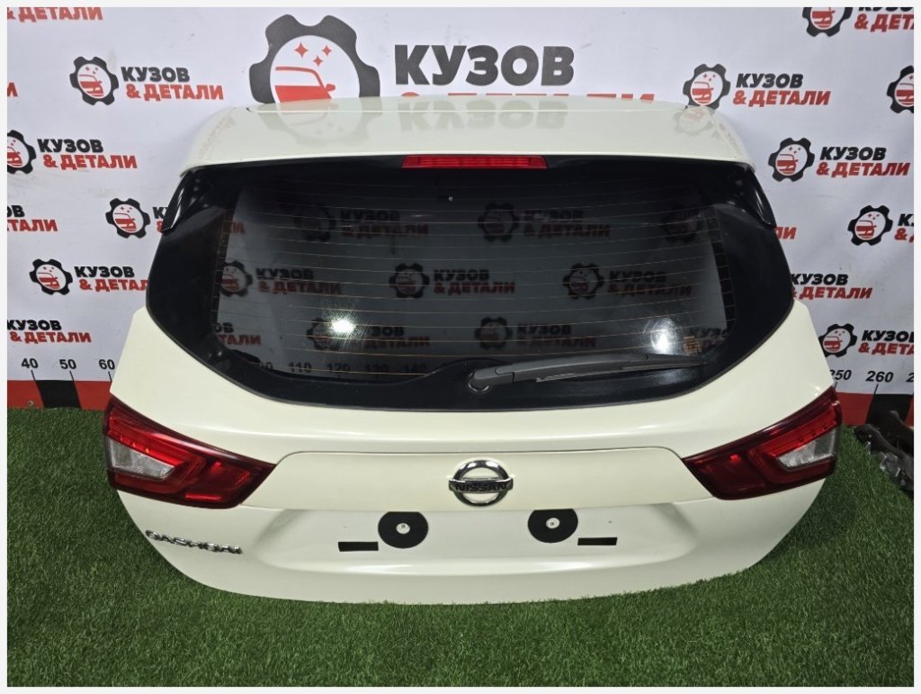 Крышка багажника Nissan Qashqai 2013 (б/у) Nissan Qashqai