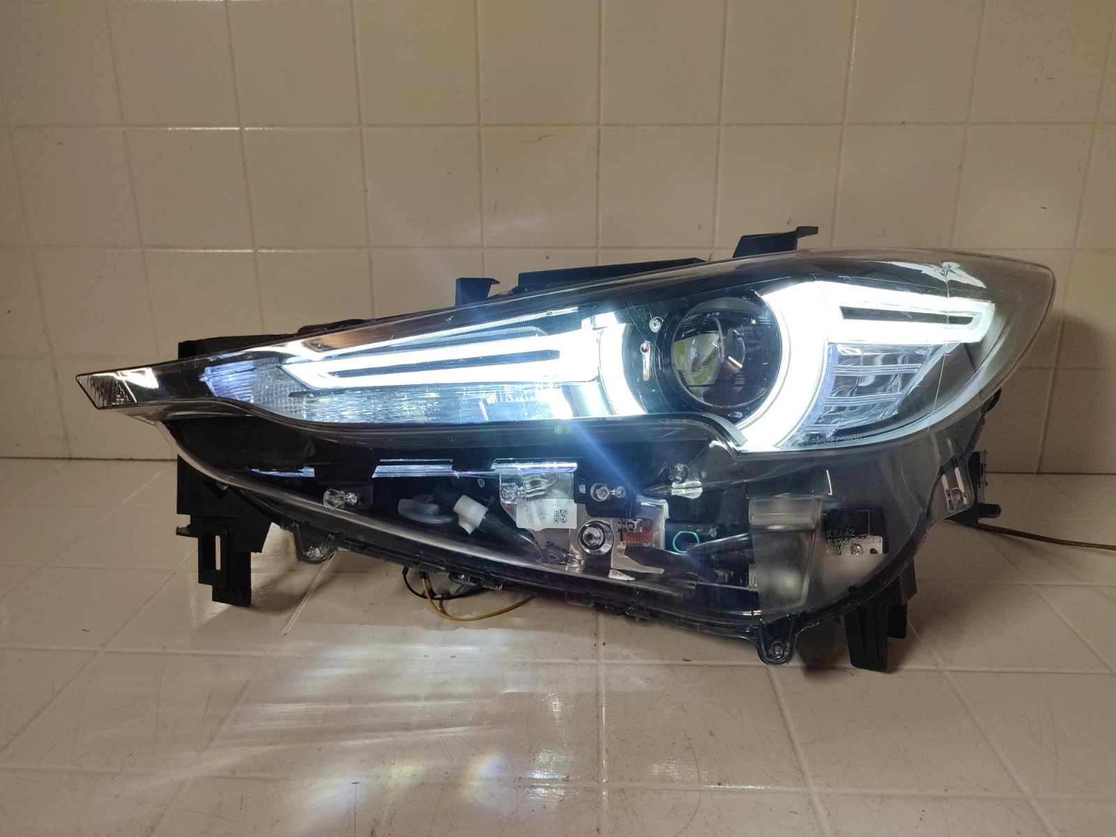 Фара led левая передняя MAZDA CX-5 2017-2022 KF KB8P51041K купить Б/У  id40073