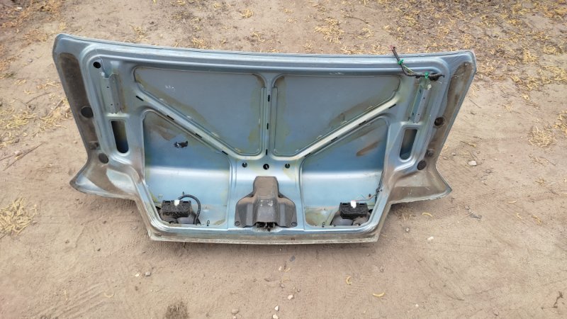 Крышка багажника задняя Vaz 21150 2111