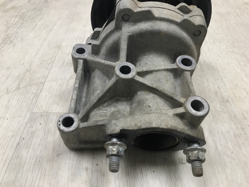 Gf2w mitsubishi outlander