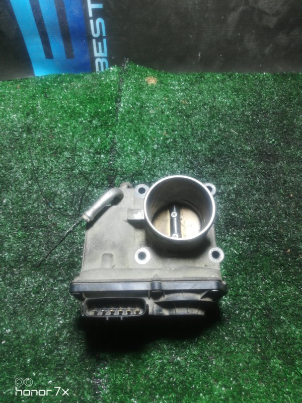Дросельная заслонка Toyota Fielder NZE141 1NZ-FE 2203021030 контрактная