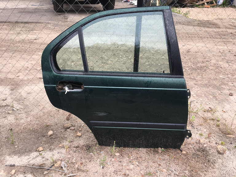 Дверь Rover 45 1 1.6 16K4F 1997 задн. прав. (б/у)