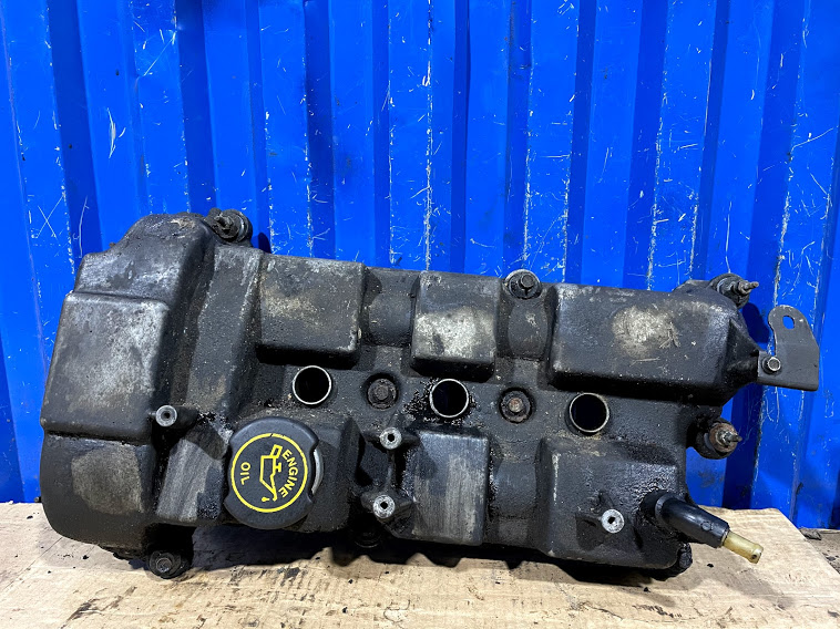 Клапанная крышка Mazda MPV LW 2.5 GY-DE 2000 (б/у)