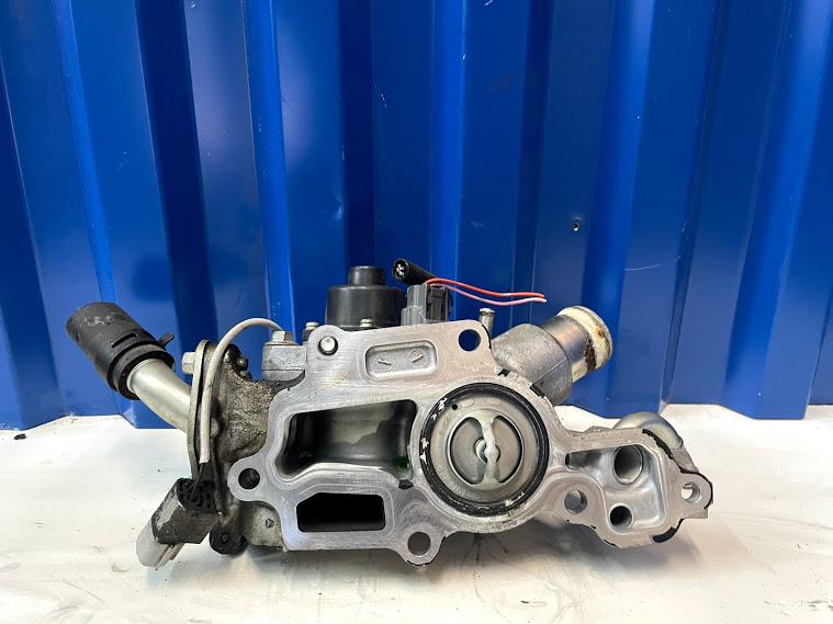 Корпус термостата Nissan Qashqai 1 2.0 MR20DE 2009 (б/у)