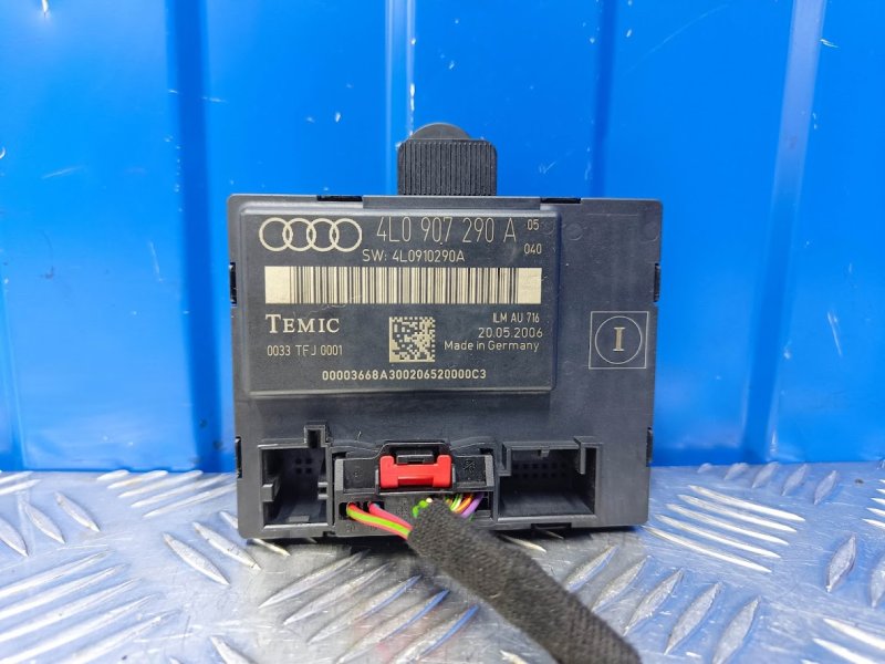 Блок комфорта Audi Q7 4L 4.2 BAR 2006 (б/у)