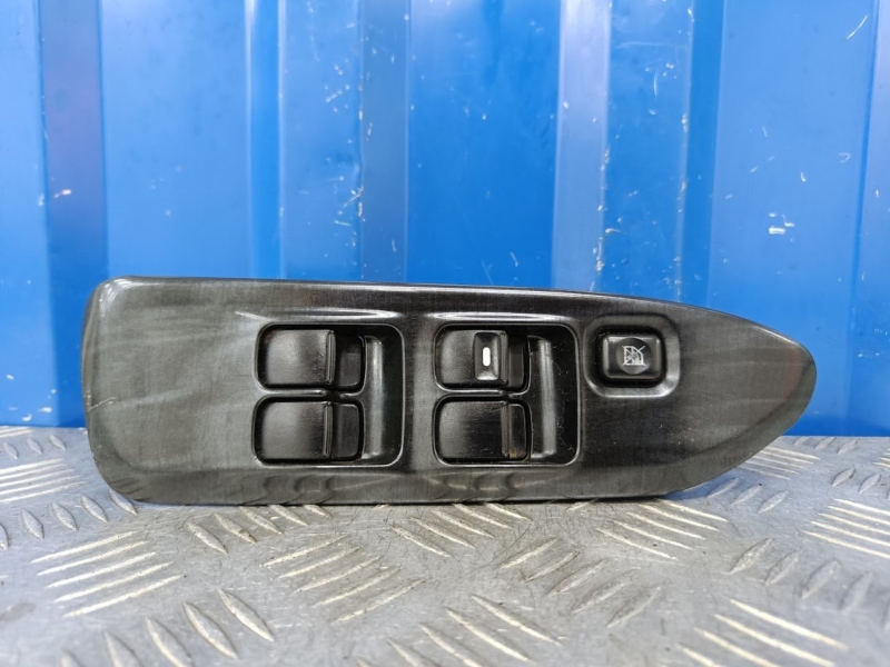 Блок управления стеклоподъемниками Mitsubishi Lancer 9 1.6 4G18 2004 (б/у)
