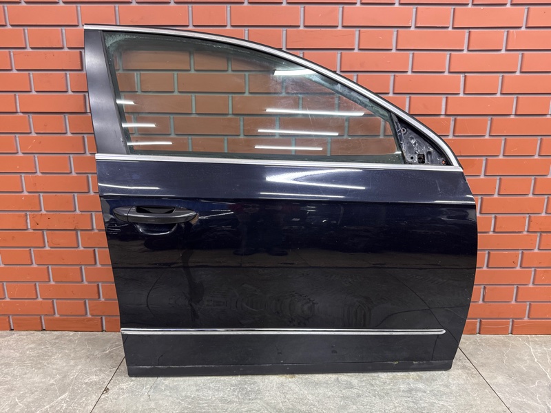 Дверь Volkswagen Passat B6 2.0 BVY 2006 перед. прав. (б/у)