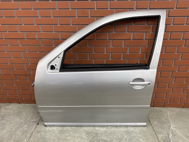 Дверь Volkswagen Jetta 4 1.8 AWP 2003 перед. лев. (б/у)