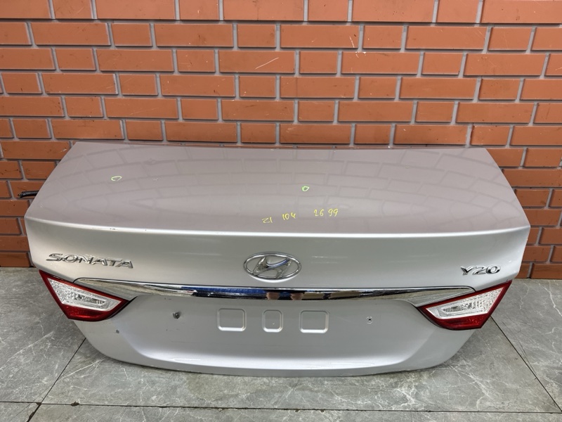 Крышка багажника Hyundai Sonata YF 2.0 G4KA 2010 (б/у)