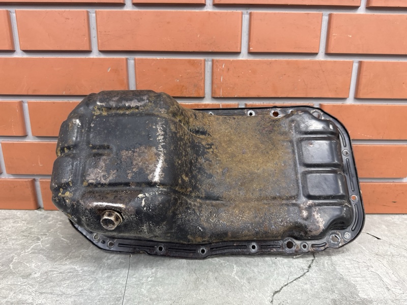 Поддон Mitsubishi Space Star 1 1.3 4G13 2000 (б/у)