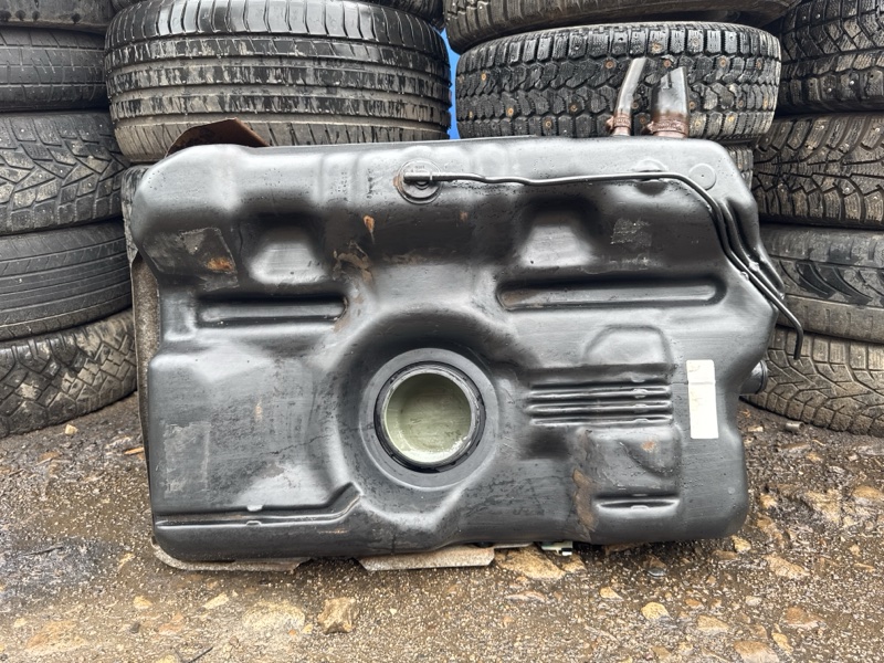 Топливный бак Mitsubishi Space Star 1 1.3 4G13 2000 (б/у)