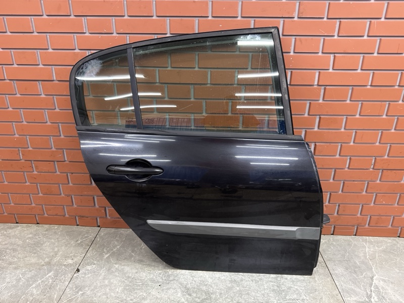 Дверь Renault Megane 2 1.6 K4MC813 2006 задн. прав. (б/у)