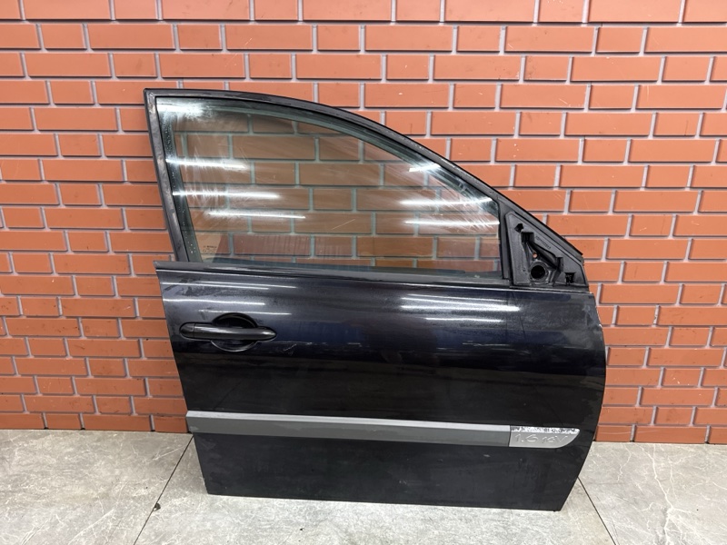 Дверь Renault Megane 2 1.6 K4MC813 2006 перед. прав. (б/у)